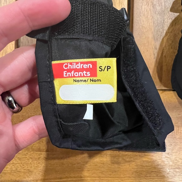 Kids Kombi mitts size small - Picture 3 of 4